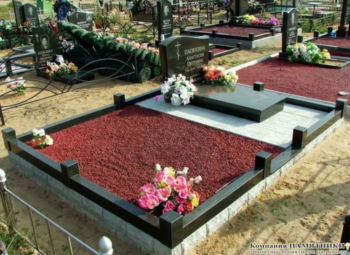 гранитный памятник